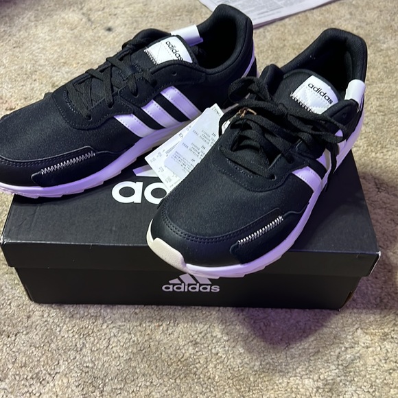 adidas Shoes - BNWT and in box Women’s Adidas RetroRun sneaker in black and white size 10